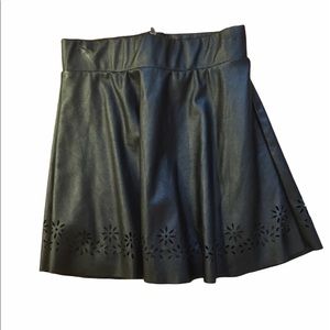 Ruby bloom girls skirt faux leather size s 7-8